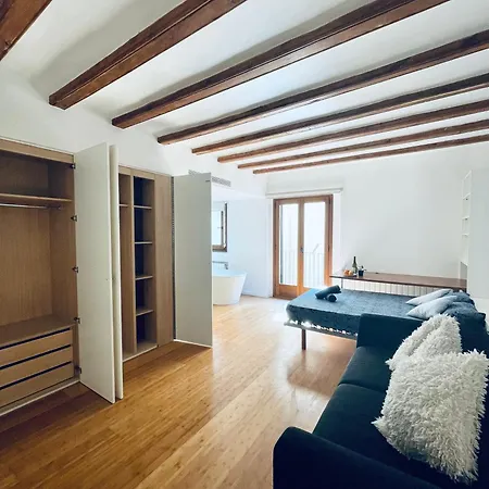 Nou De La Rambla 1 Bed and breakfast *