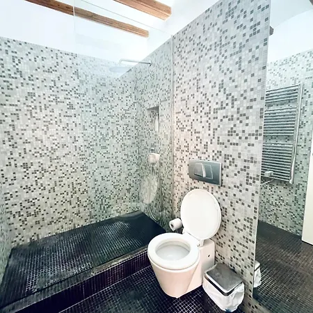 Nou De La Rambla 1 Bed and breakfast Barcelona